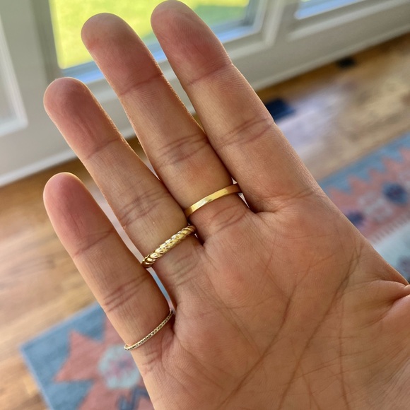 Vintage Ruby and 14k gold knot ring - Picture 2 of 4